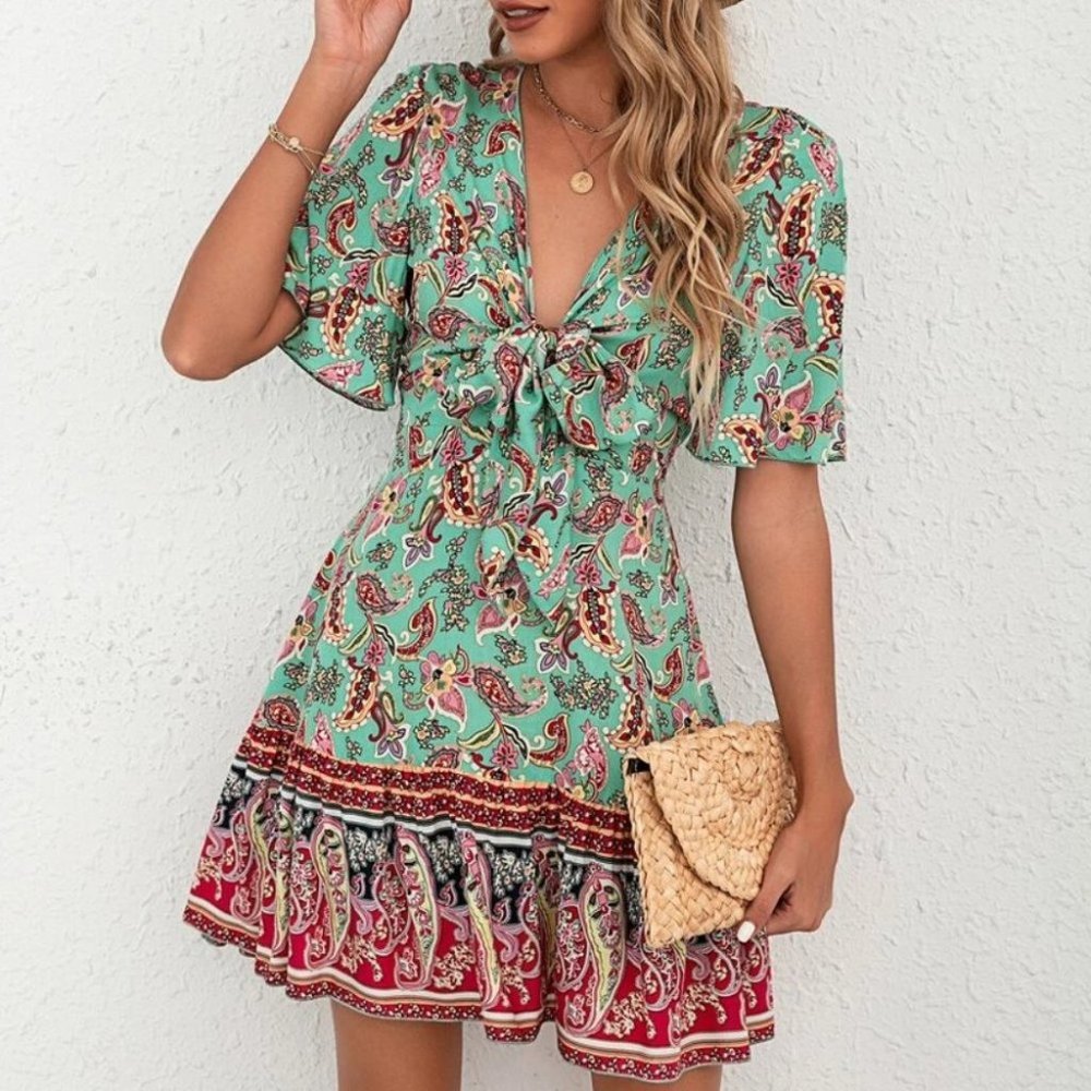 Green Paisley tie front Mini Dress - Picture 5 of 6